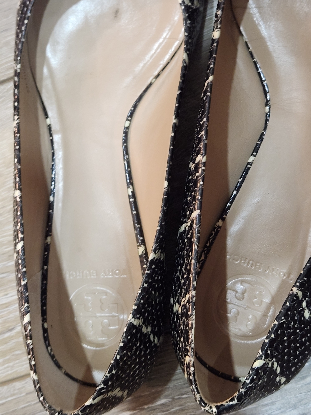 Tory Burch Reva Mojave Print Snake Skin Ballet Flat in size 8.5 - Picture 3 of 7